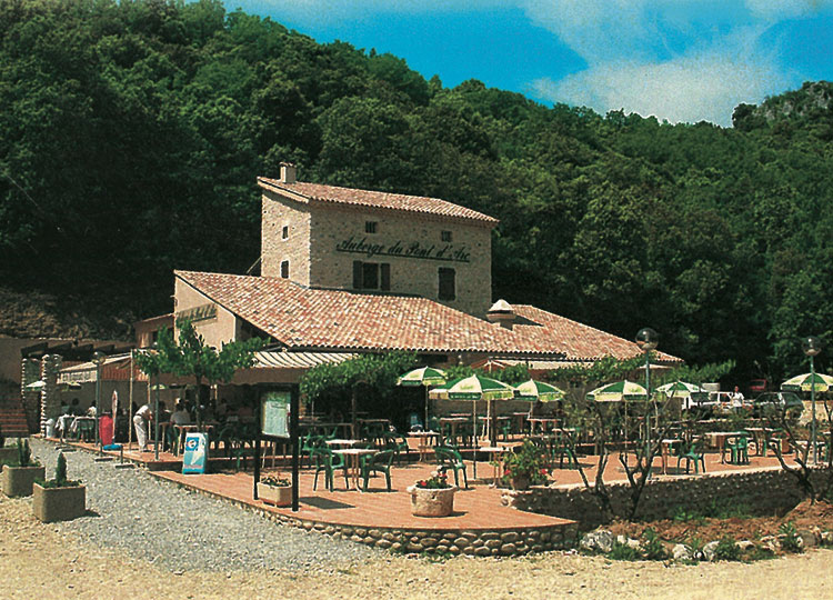Auberge du Pont d'Arc , restaurant pour groupes à VALLONPONTD'ARC